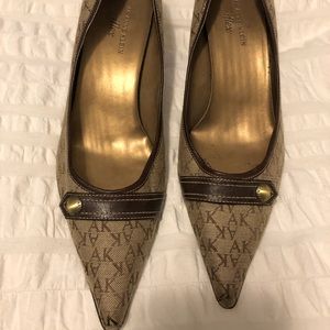 Anne Klein pointy toed heels